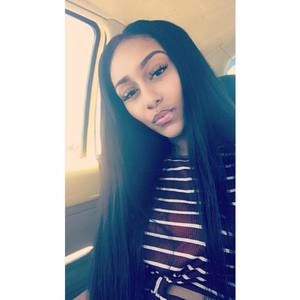 Meet your Posher, Gloria